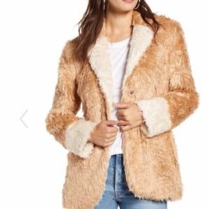 NWT Mural Faux Fur Teddy Coat